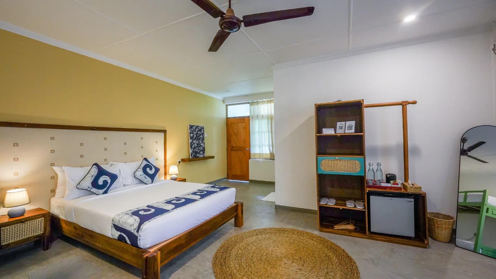 Room image 1